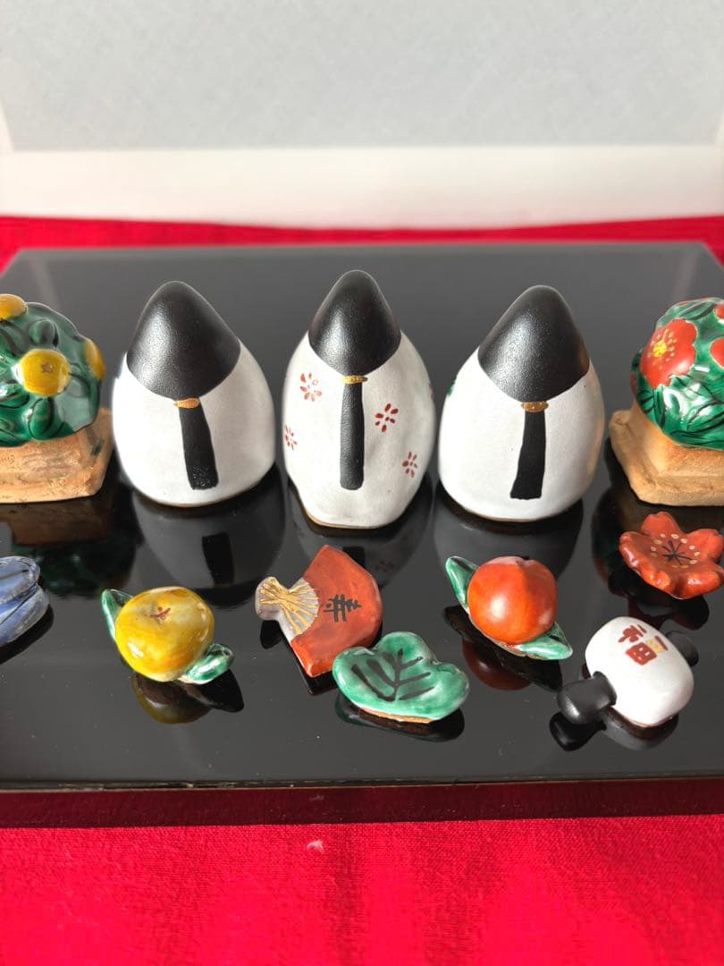 お雛様　お内裏さまと三人官女　陶磁器