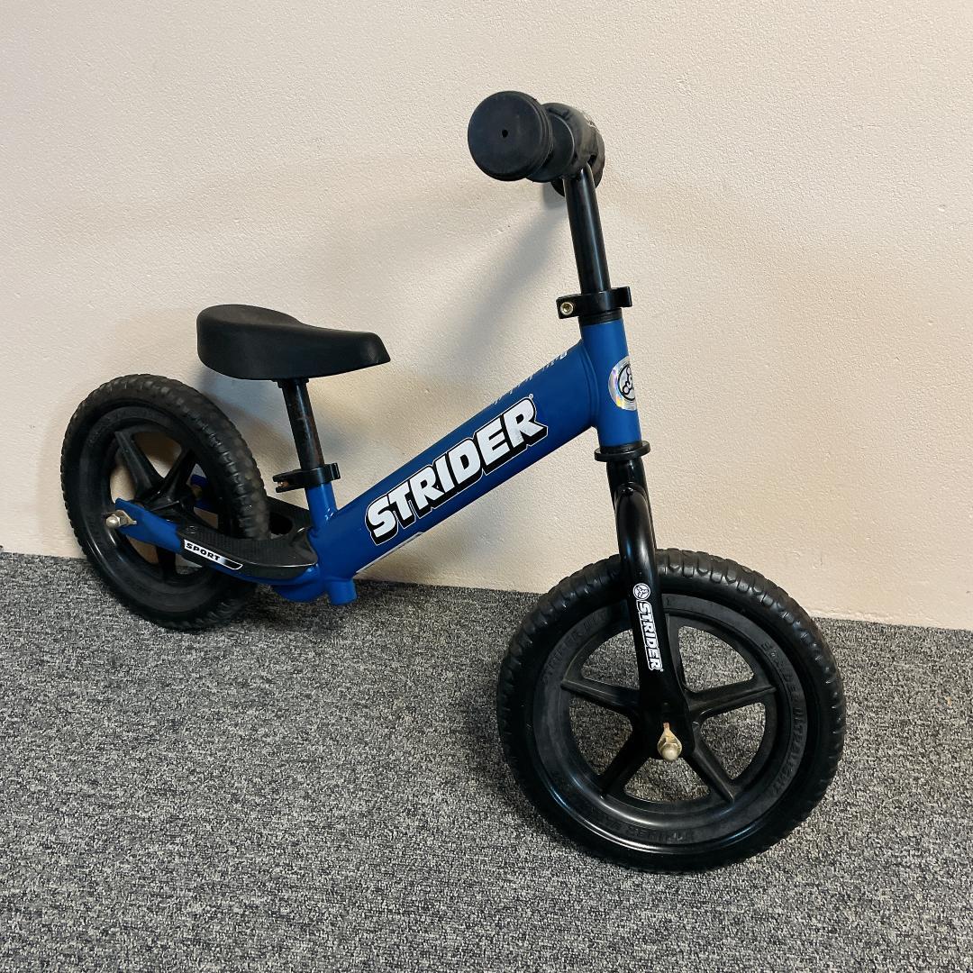 希少　マットブルー　ストライダー スポーツモデル 12インチ STRIDER