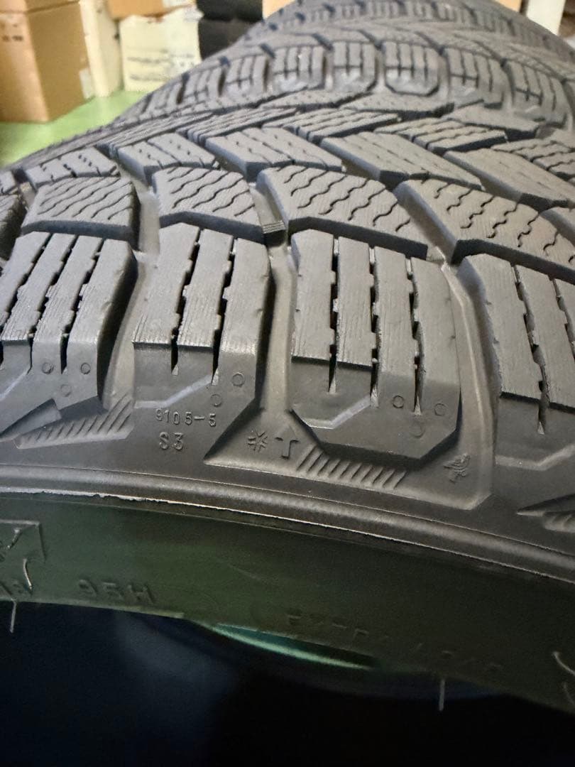 225/45-18スタッドレス4本 ミシュランX-ICE  24年製造