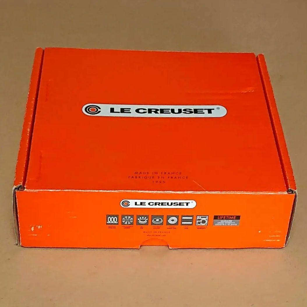 いく 【新品】LE CREUSET ビュッフェキャセロール 22