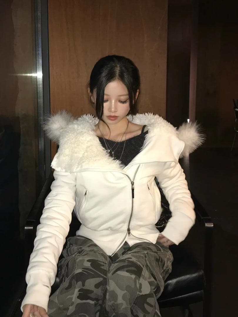 emmy ファータッチフーディーライダースジャケット