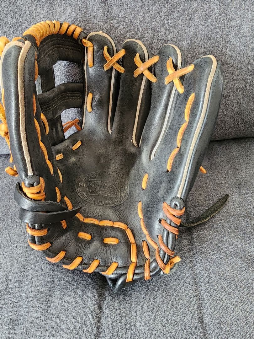 ミツワタイガー 軟式グローブ
