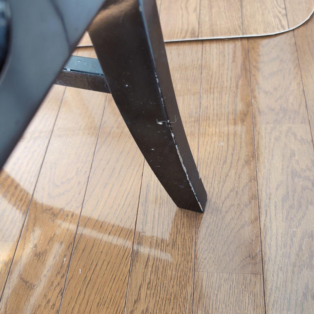 フリルカバー付きピアノの椅子