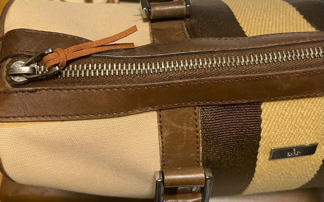 美品 GUCCI ミニボストン キャンバス レザー シェリーライン ロゴ金具