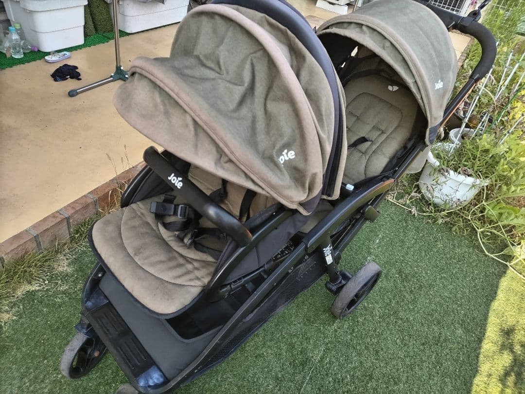 Joie ダブルベビーカー カーキ色