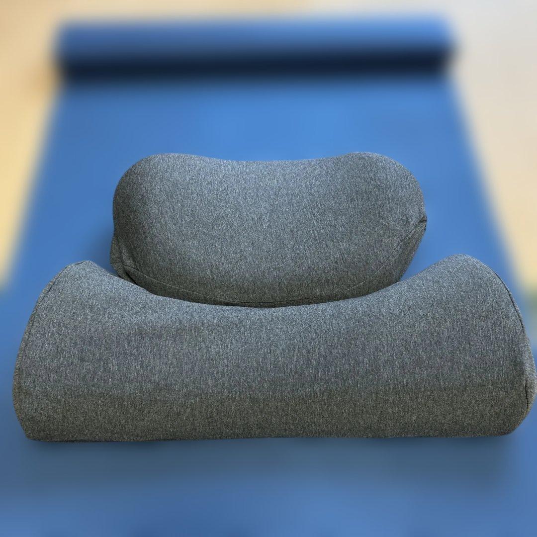 【美品・正規品】首と肩がホッとする枕　ホットピロー　カルクス　サバキュー