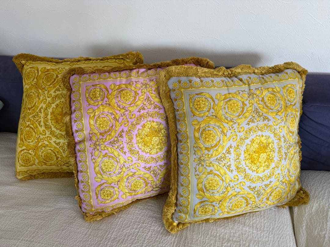 VERSACE ヴェルサーチ  クッション 3点セット ネオバロック