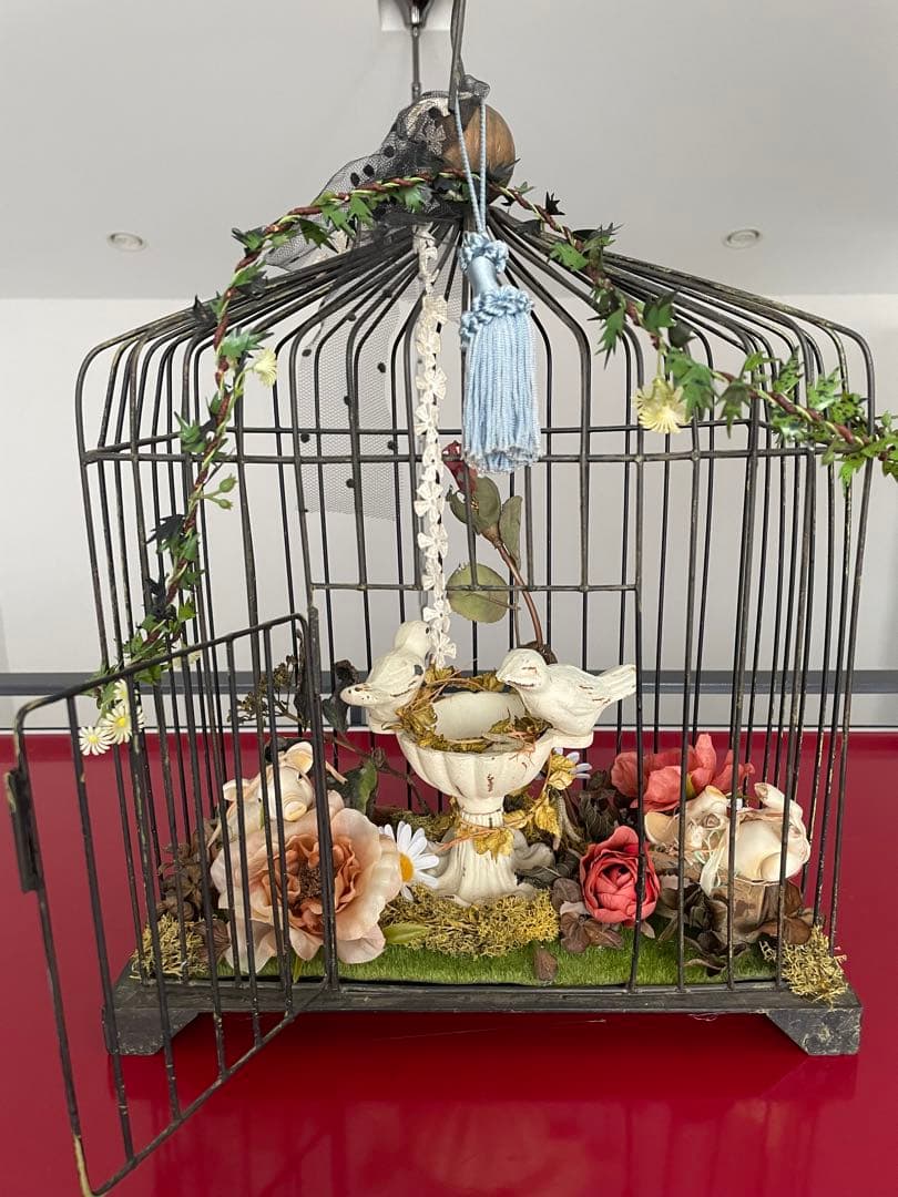 アンティーク鳥籠アレンジ　バードバス　アートフラワー