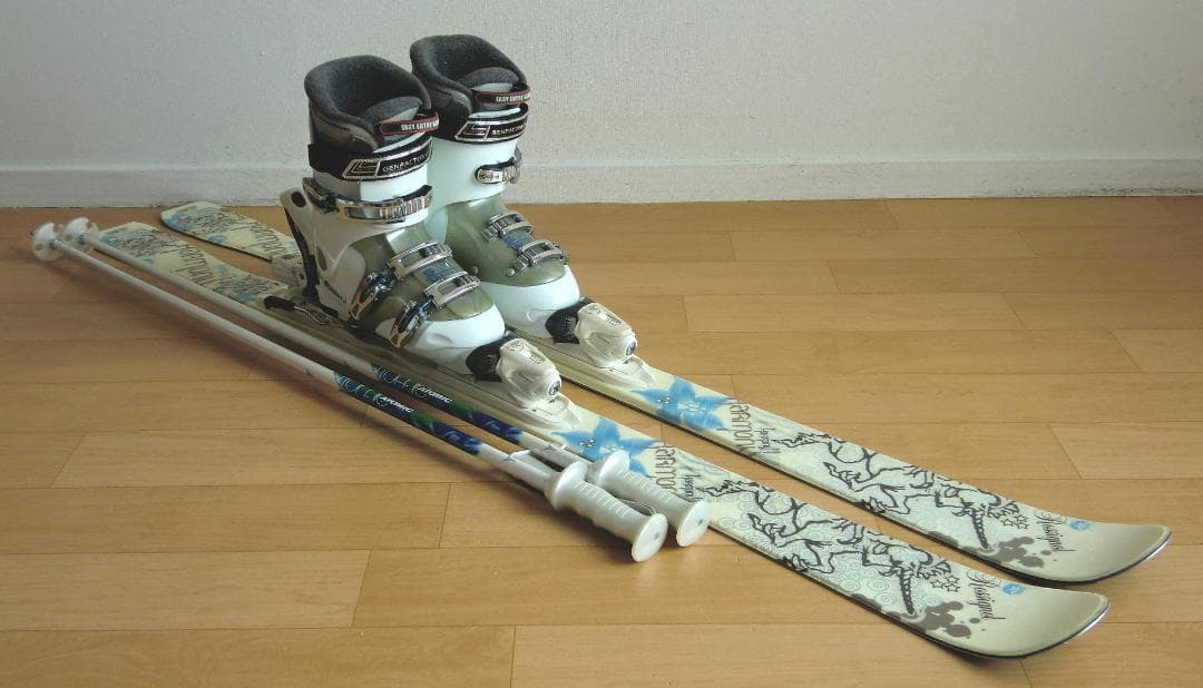 ■■送料無料■ロシニョール■女性用スキーセット■板142靴24.5■メンテ付■■