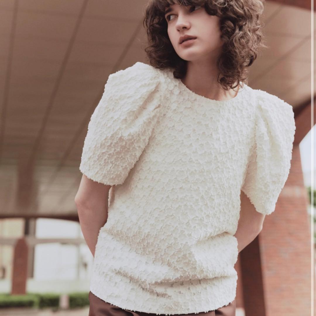 OHGA FLOWER PUFF ブラウス