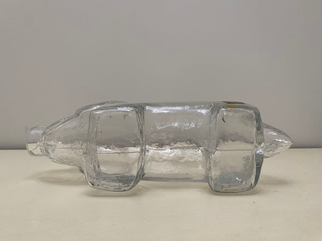 リサラーソン　ロイヤルクローナ　ボトル犬