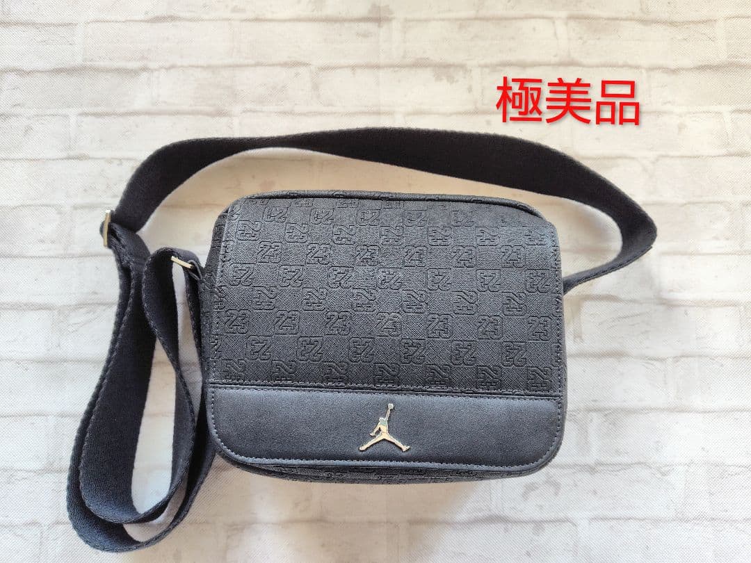 【極美品】Jordan ショルダーバッグ ブラック　モノグラム