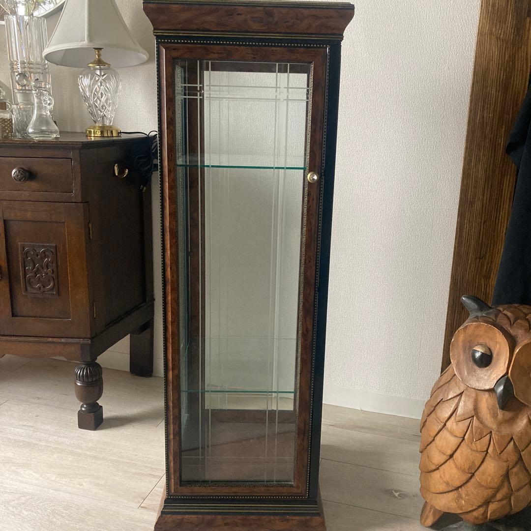 木製ガラスキャビネット 大理石調天板