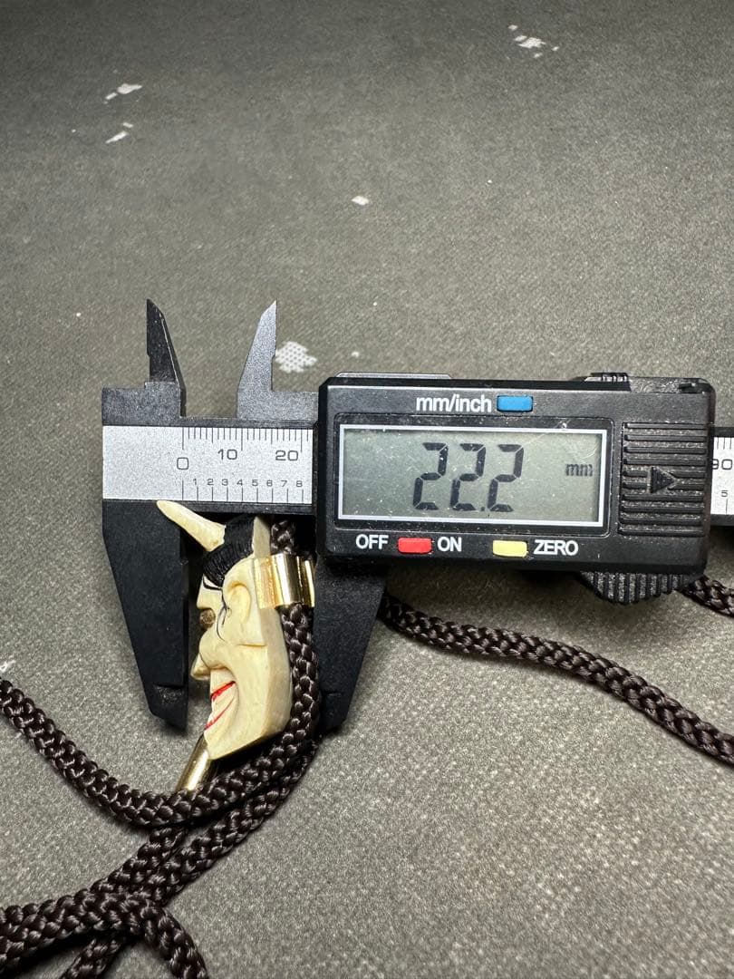 極上　般若　ループタイ　天然素材　アンティーク　和彫　置物　骨董　飾り物