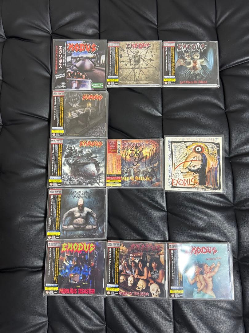 サイン入り初回特典DVD付き　Exodus エクソダス