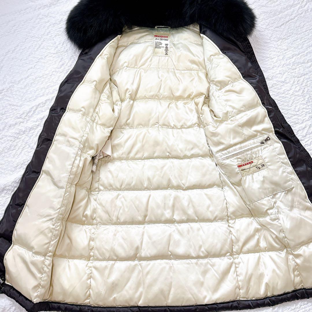 美品✨PRADA高級 ブルーフォックスファー　三角ロゴ　ベルト付き　ダウンコート