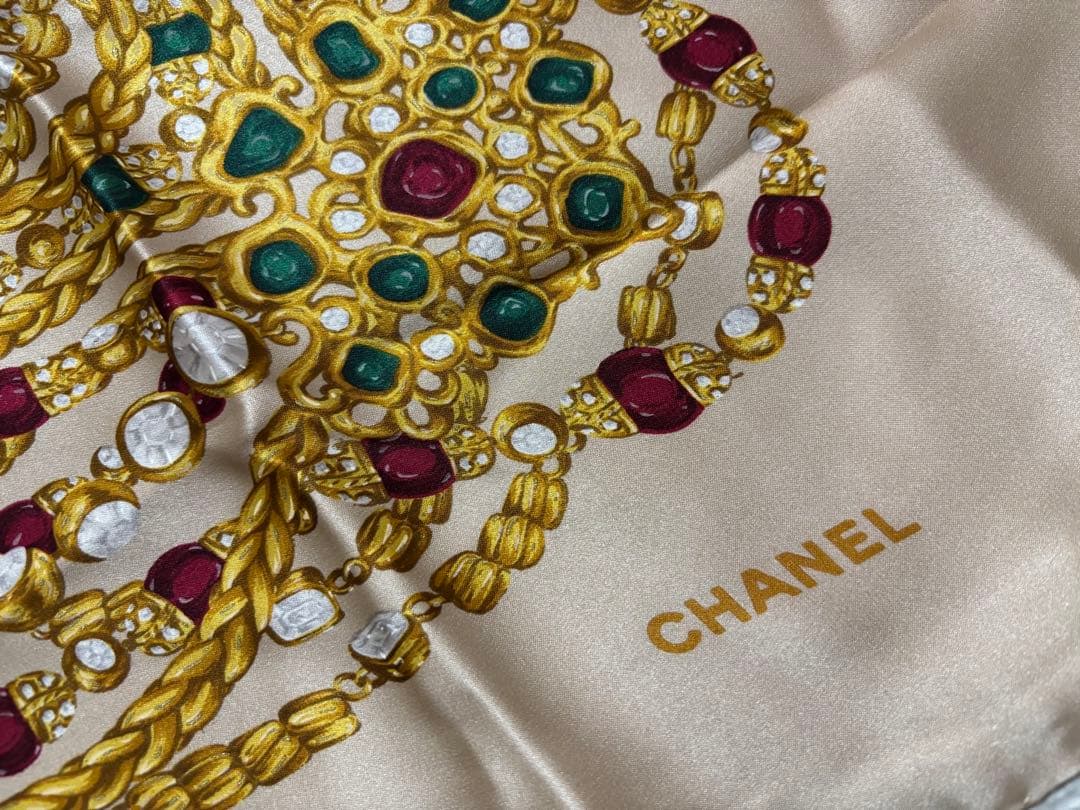 【折ジワ有】CHANEL 大判スカーフ 85cm x 85cm