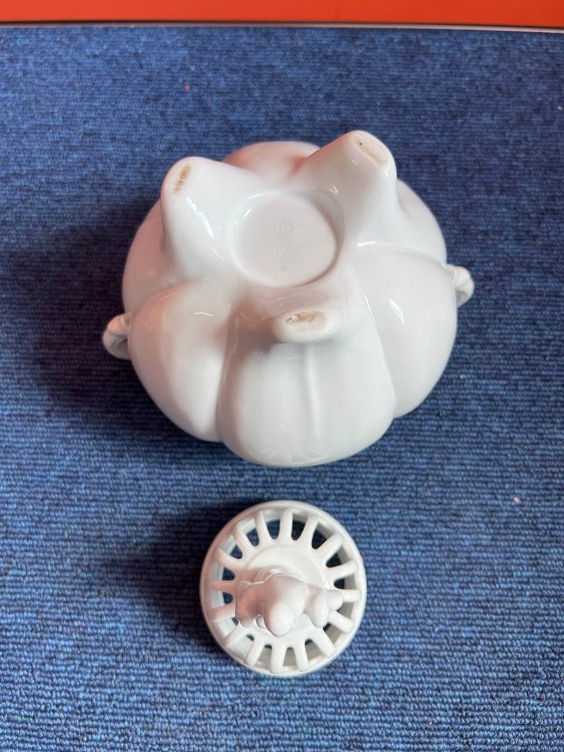 1373  有田焼 白渓　白磁　香炉