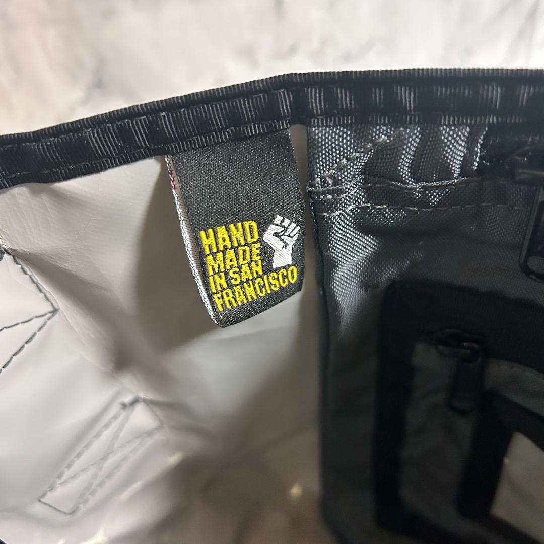 限定 希少 TIMBUK2 ティンバックツー メッセンジャーバッグ レインボー