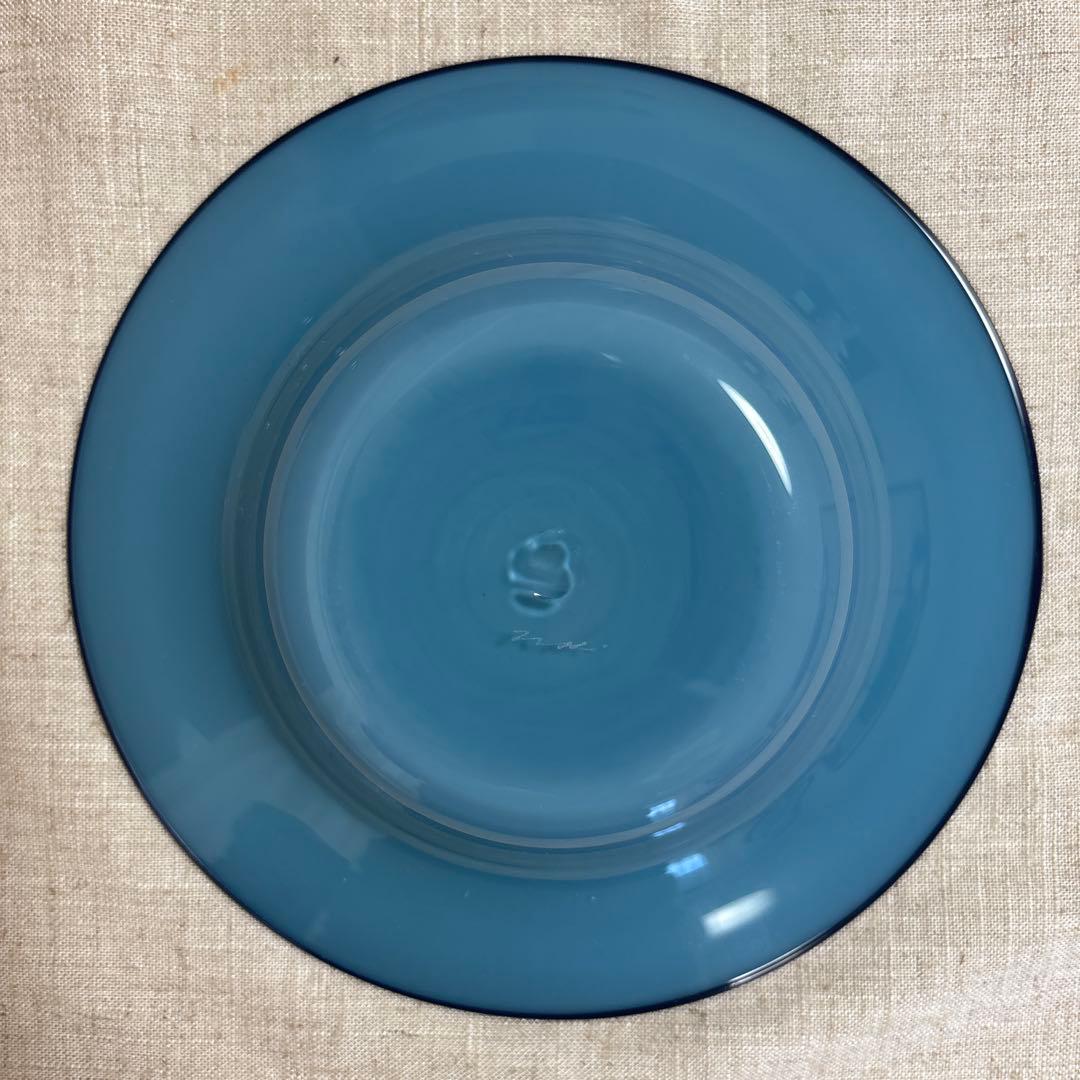 河合竜彦　レリーフ皿 3点　青灰花形鉢 1点　黒川登紀子　プレート　2枚