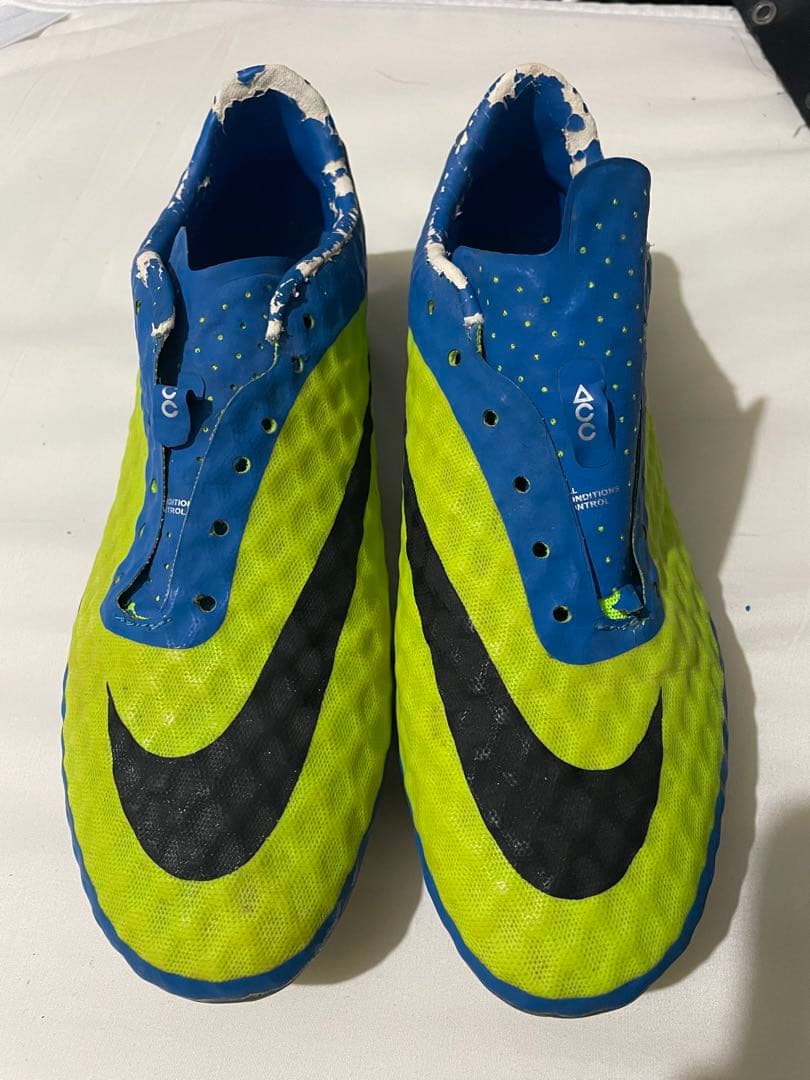 Nike Hypervenom 海外限定 サッカーシューズ