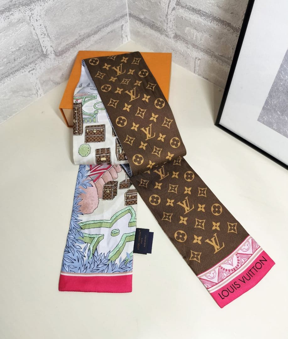 ヴィトン シークレットガーデン モノグラム スカーフ マルチ 超美品　【鑑定済】