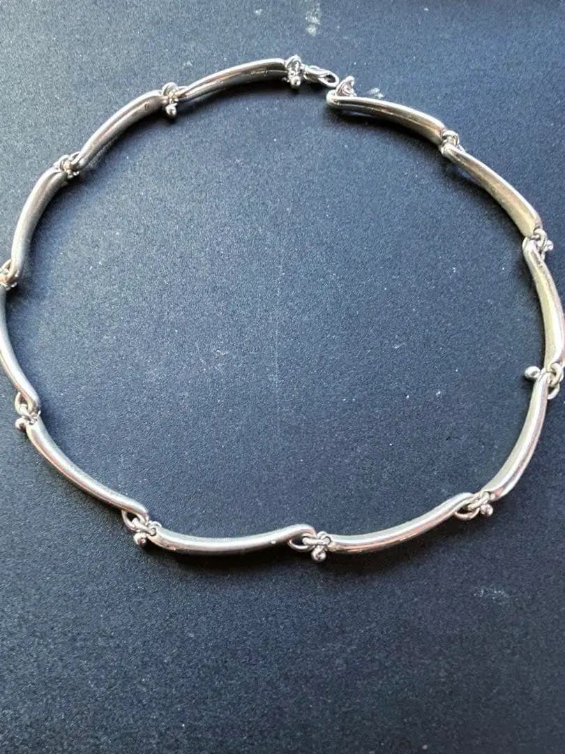 【完売品】h'eres RENEE SWIRL LINE NECKLACE