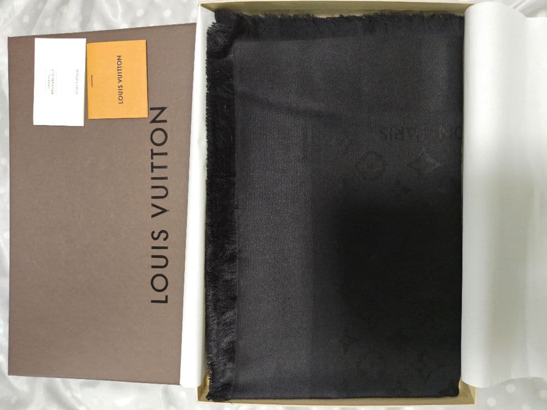 新品！ルイヴィトン ブラック ストール