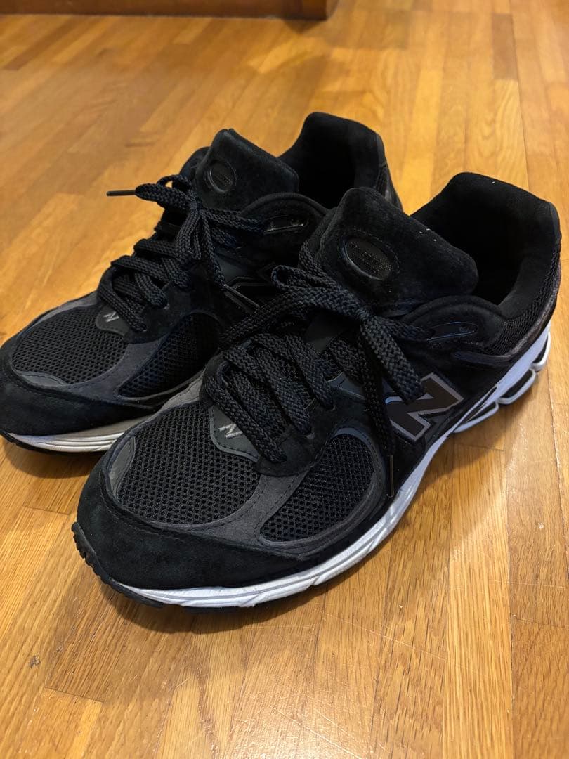 靴 New Balance 2002R 27.0