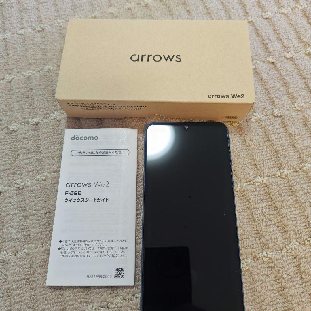 arrows We2 F-52E ネイビーグリーン　スマートフォン本体