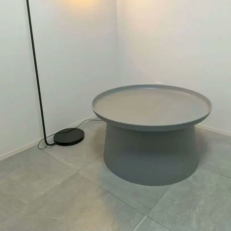 センターテーブル 円形 グレー　ポリプロピレン　花台　デザイン