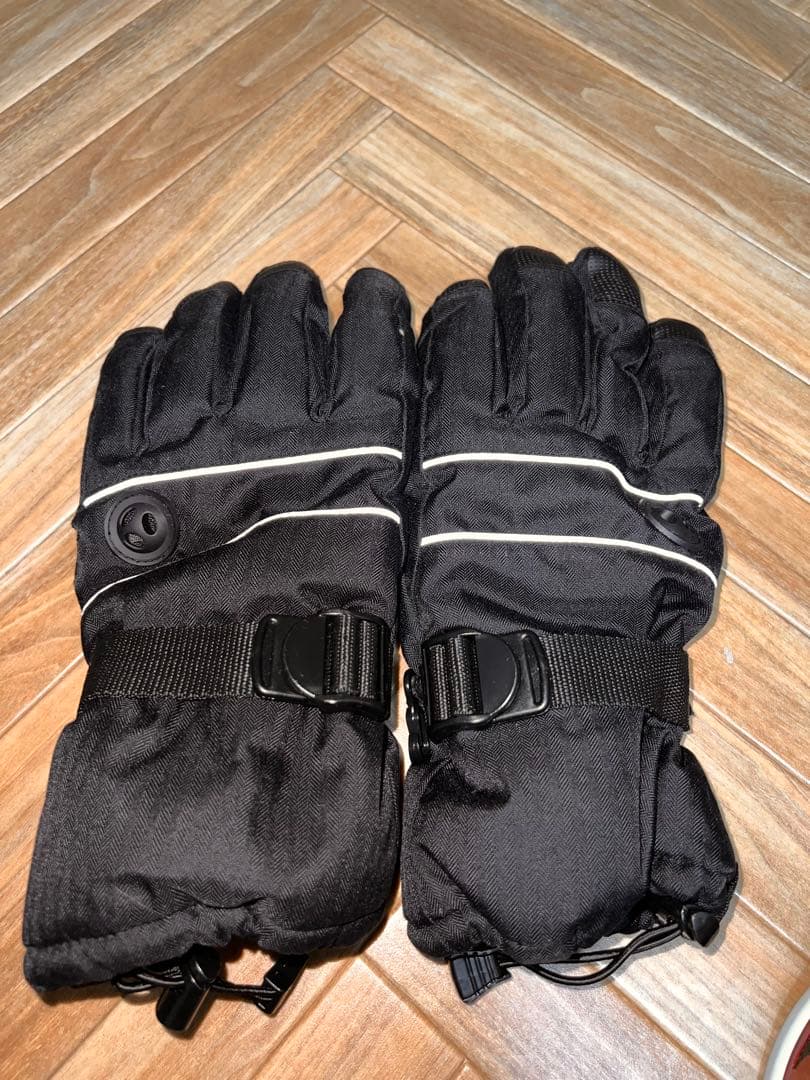 スノーボードウェアセット（ジャケット・パンツ・グローブ・ゴーグル）最終値下げ