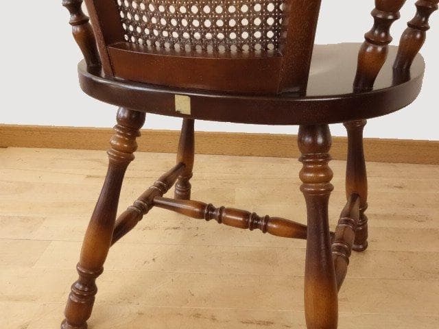 飛騨産業　キツツキ　穂高　アームチェアー②　イス　 木製　再塗装済ＵＳＥＤ