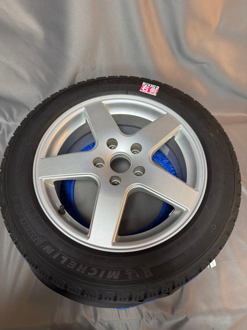 送料込 Volkswagenゴルフ用 16inch スタッドレス ホイール付4本