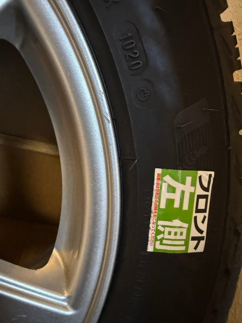 送料込 Volkswagenゴルフ用 16inch スタッドレス ホイール付4本