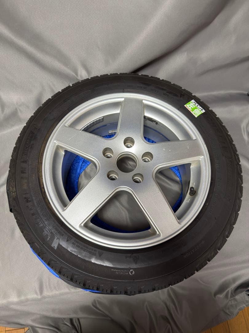 送料込 Volkswagenゴルフ用 16inch スタッドレス ホイール付4本