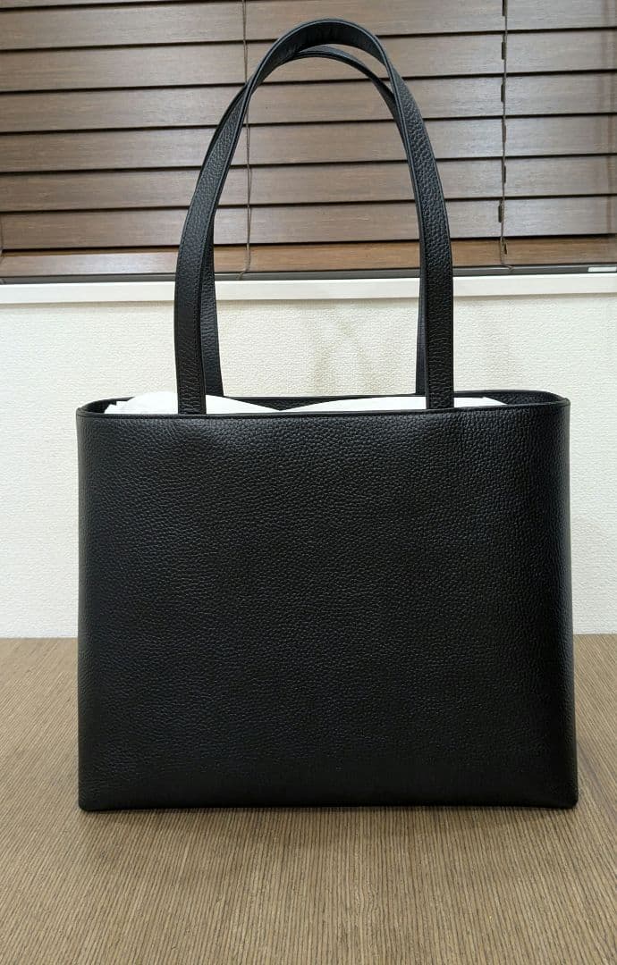 HushTug （ハッシュタグ） トートバッグ 　レザーブラック