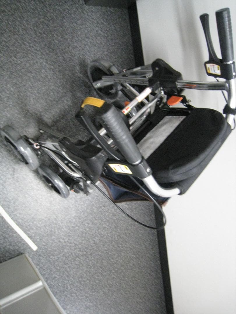 テイコブリトルR HS05R 歩行車 幸和製作所 抑制ブレーキ機能付き ③