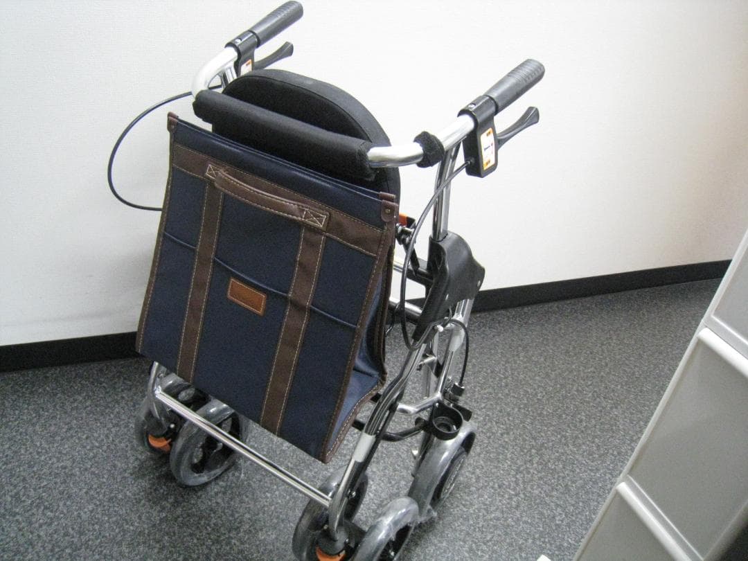 テイコブリトルR HS05R 歩行車 幸和製作所 抑制ブレーキ機能付き ③