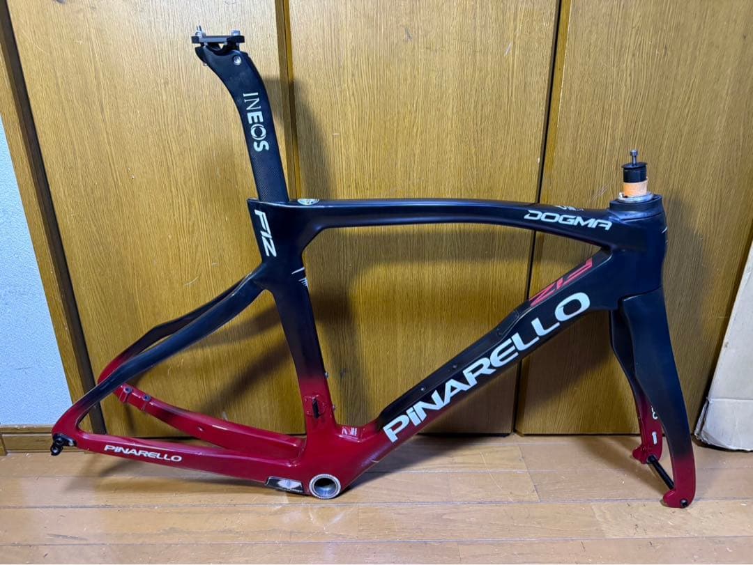 PINARELLO ピナレロ DOGMA F12 DISK team INEOS