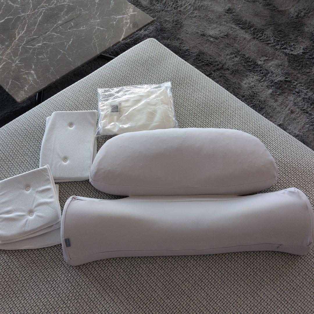 最終値下げ‼️公式購入‼️CALQS カルクス　枕プラス温める機能なし