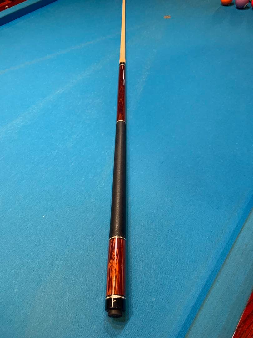 ビリヤード How cue(ハオキュー)