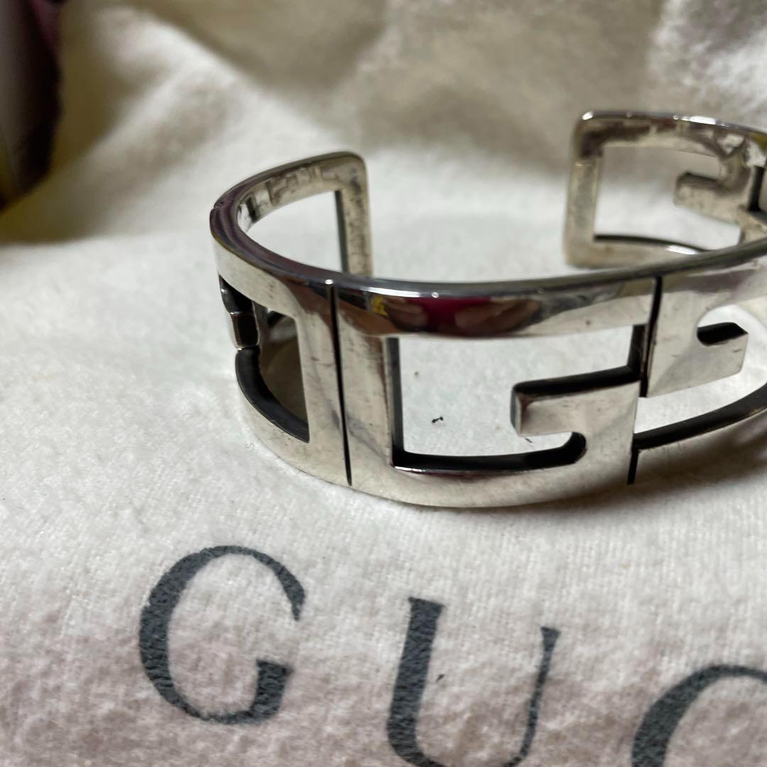 GUCCI シルバー アンティークオープンバングル