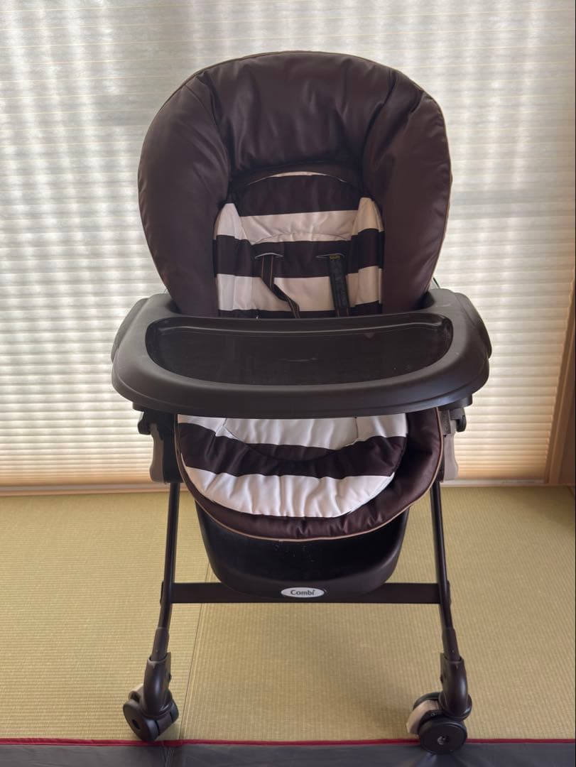 Combi ネムリラ オートスウィング ハイローチェア