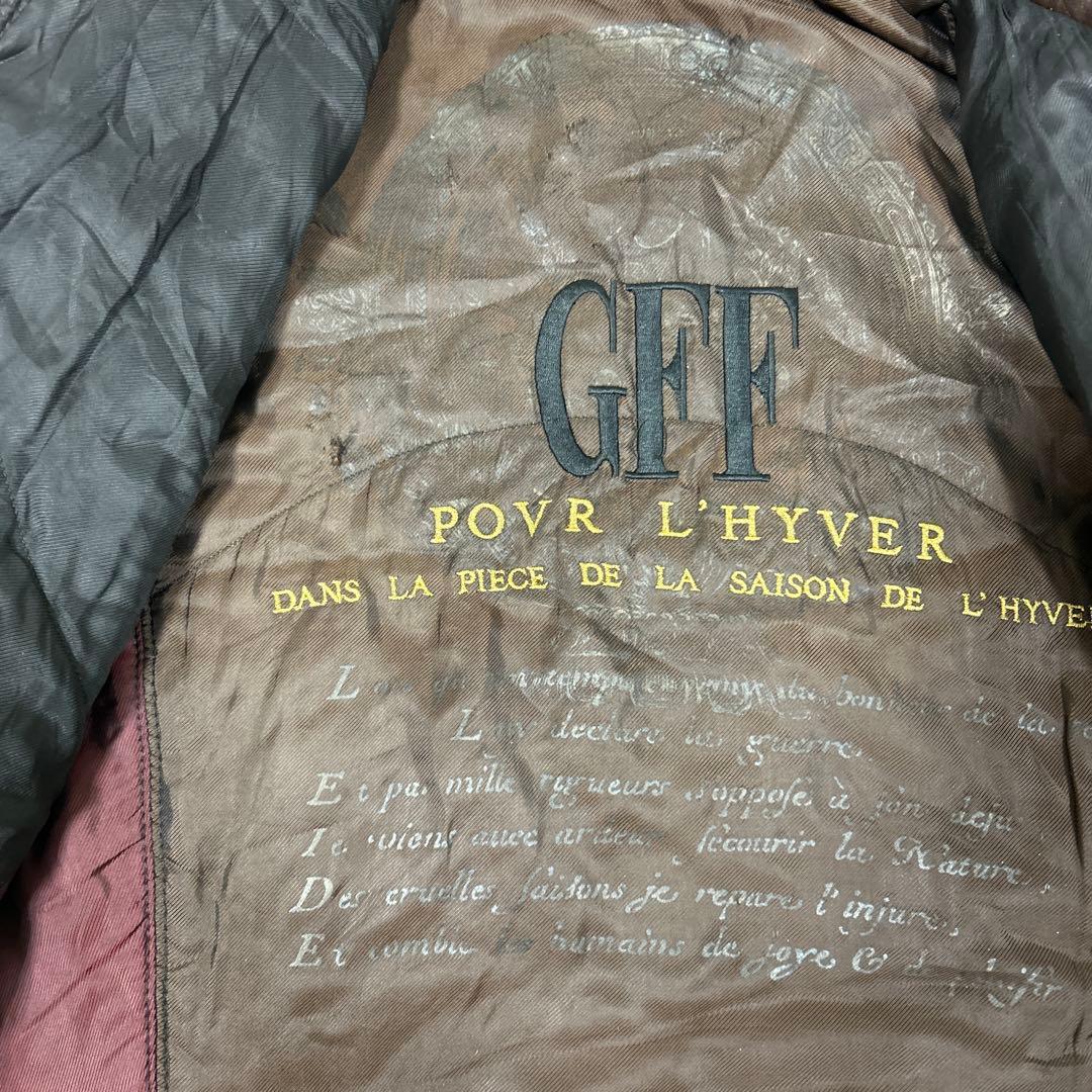 パッチ付きダークブラウンレザージャケット