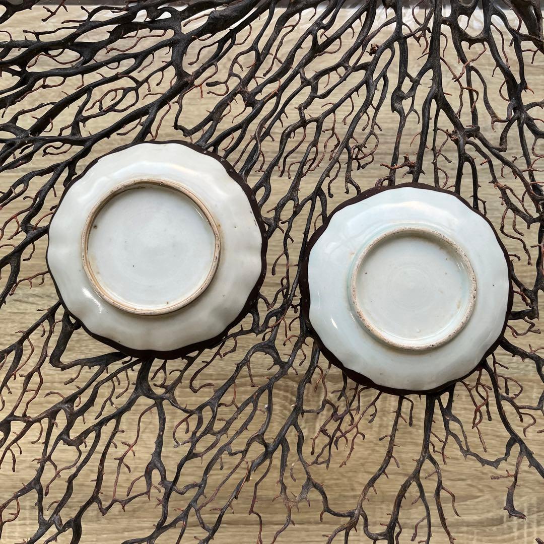 骨董　中国　古陶　清朝　粉彩　十錦手　希少　暗色色絵　波縁　豆皿　小皿　２客