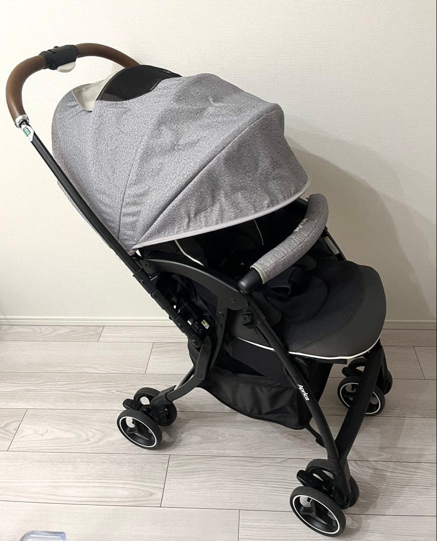 Aprica ラクーナクッションAC ベビーカー レインカバー付き