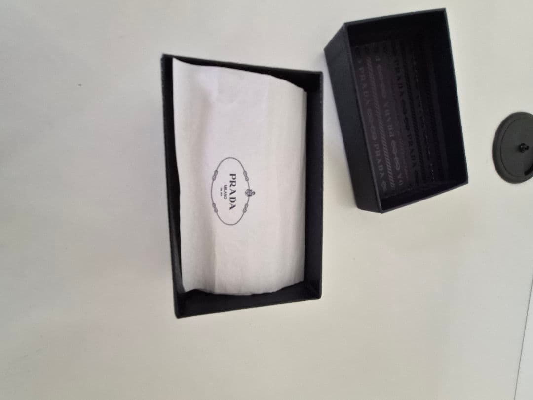 PRADA サフィアーノレザー 三つ折り財布 レッド