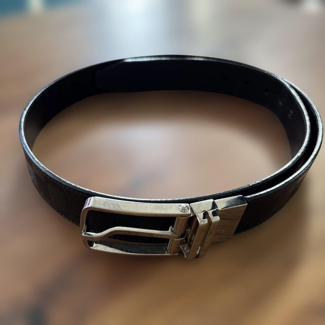 LOUIS VUITTON 黒レザーベルト