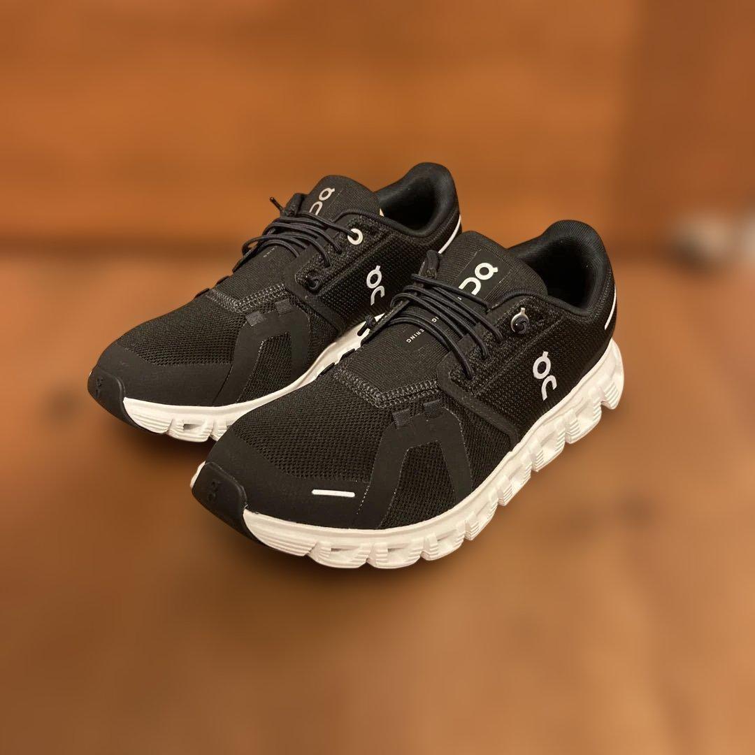 【新品未使用品】On cloud6 オン クラウド6 ブラック 24.0cm